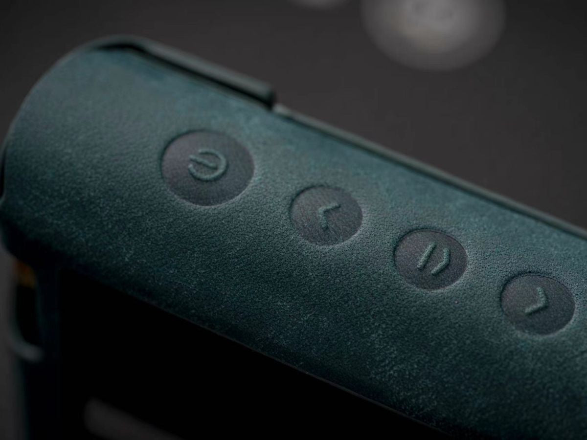 N7 Leather Case