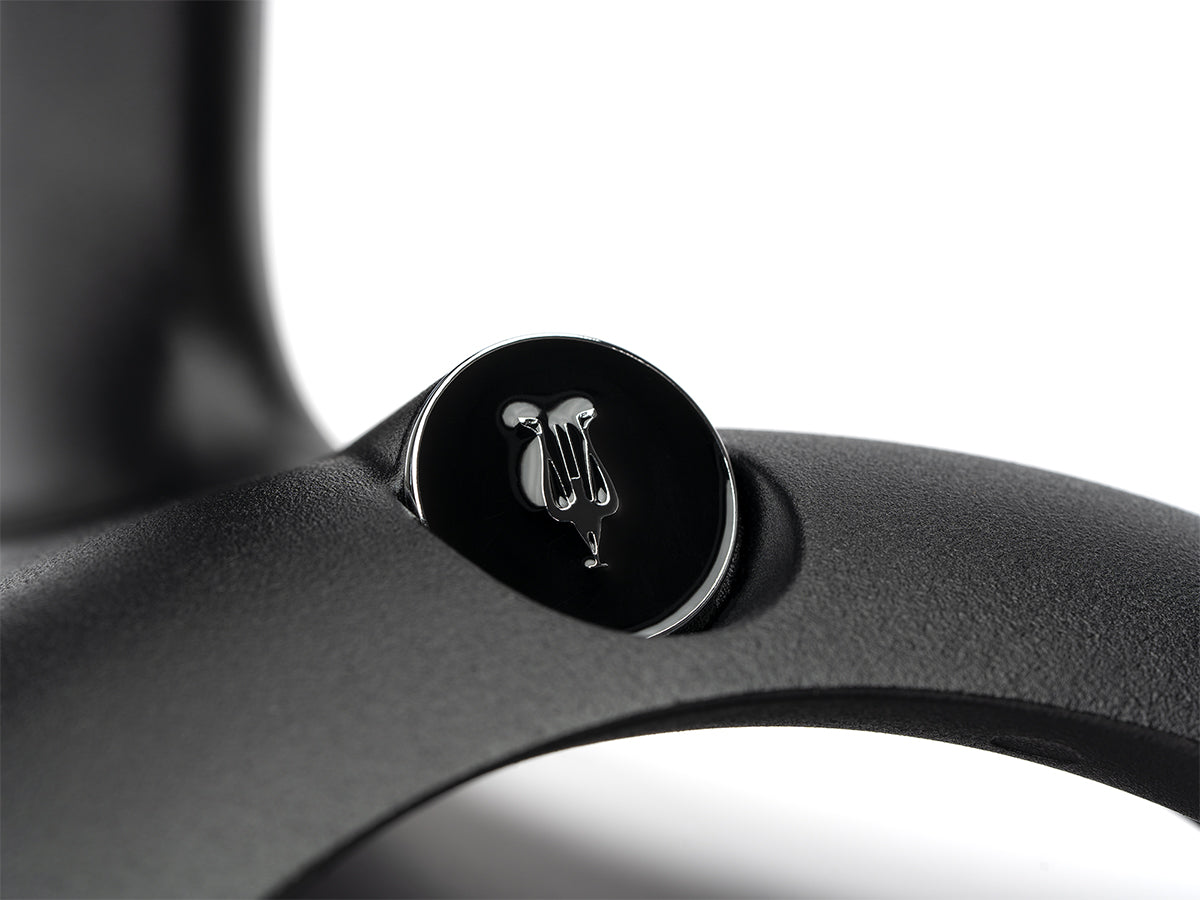 Manta Headphone Stand