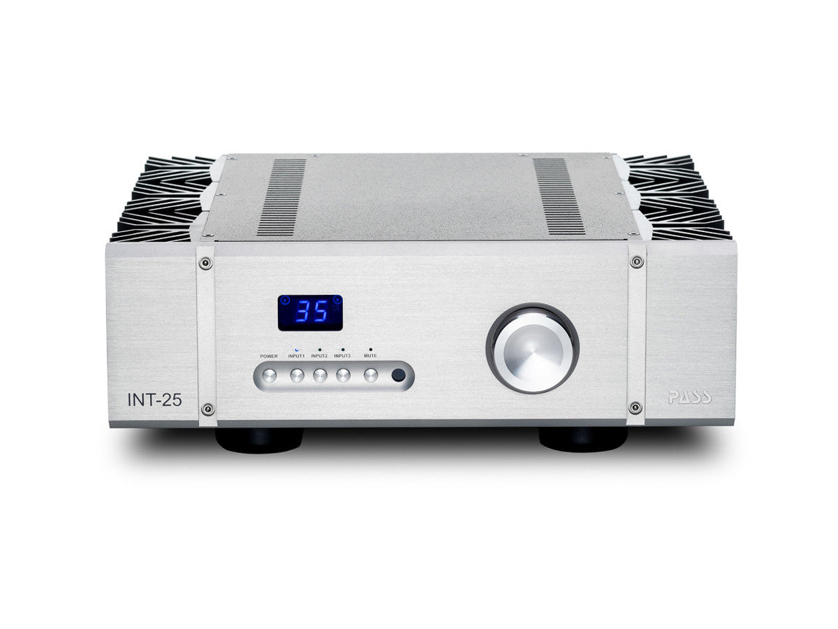 INT-25 Amplifier in Silver