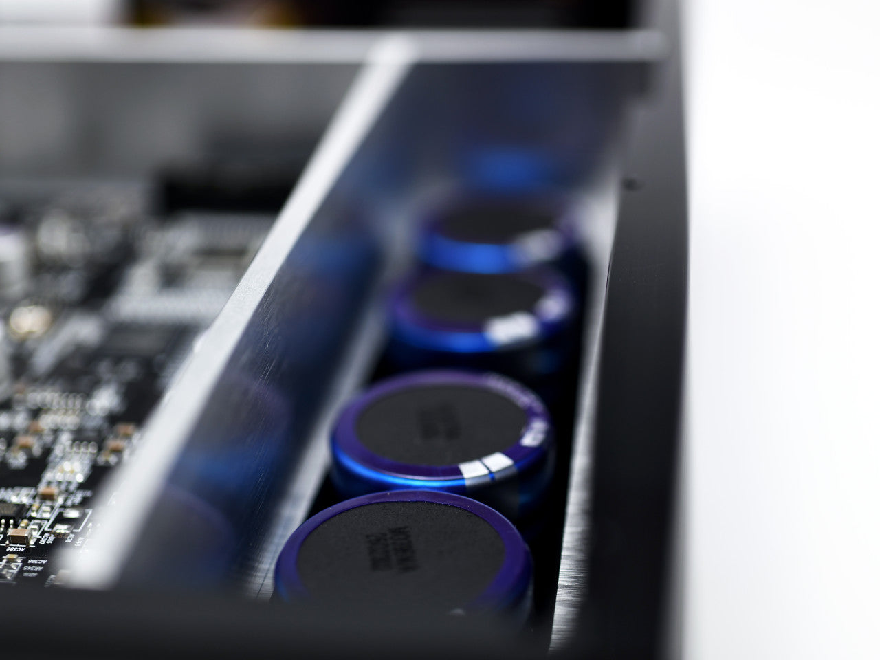 Aurender N20 Streaming Music Server Open
