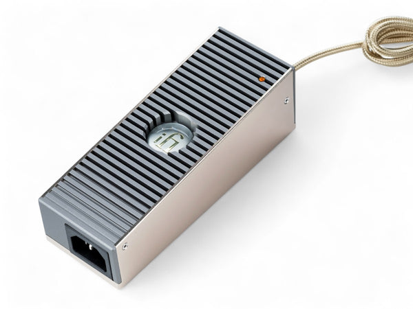iFI iPower ELITE Audiophile Power Supply | Moon Audio